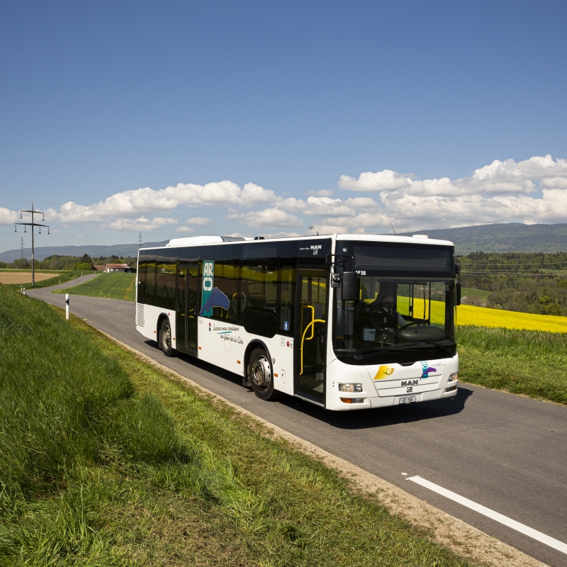 Transition des activités de transport public à CarPostal